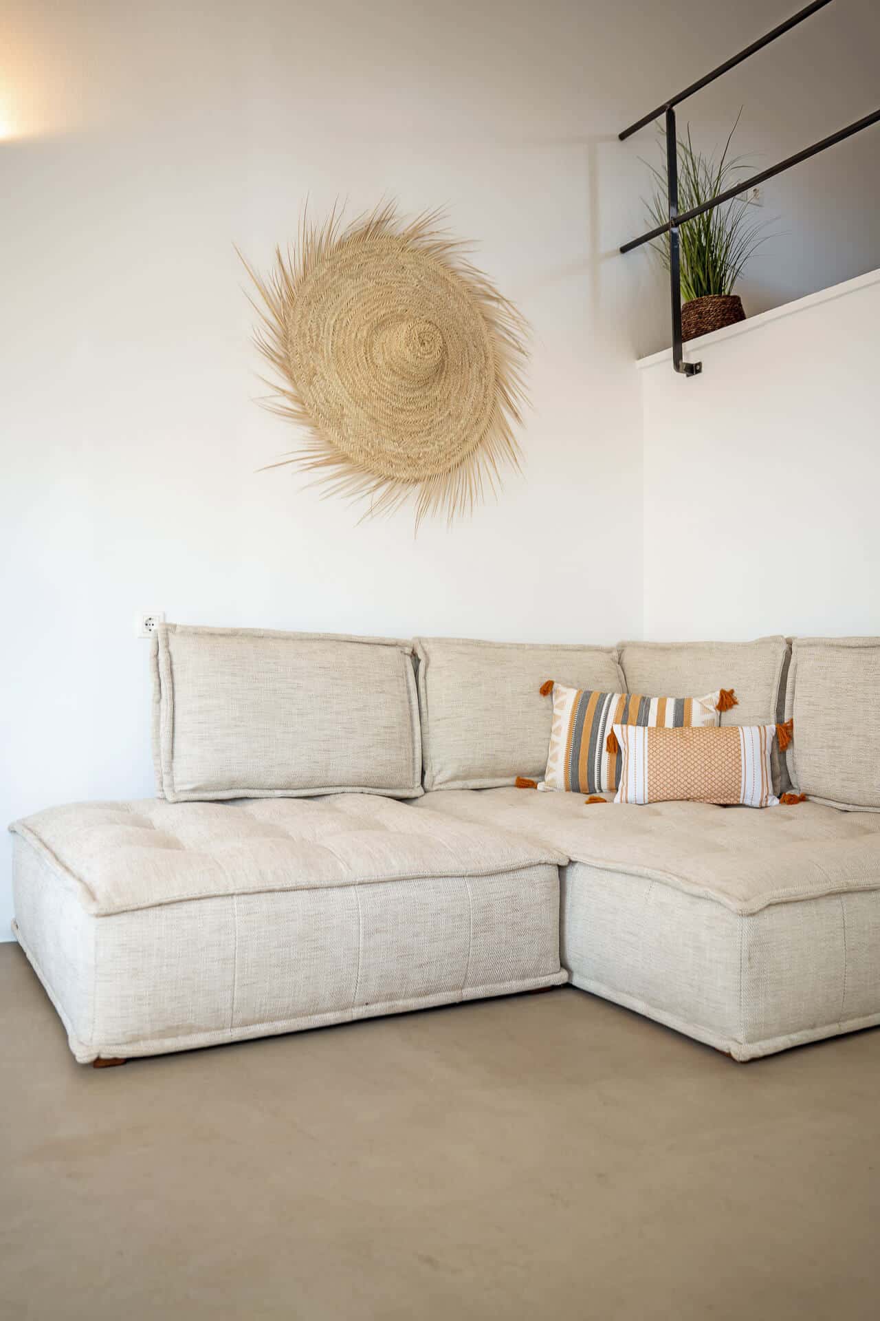 Oliaros_Maisonette-15