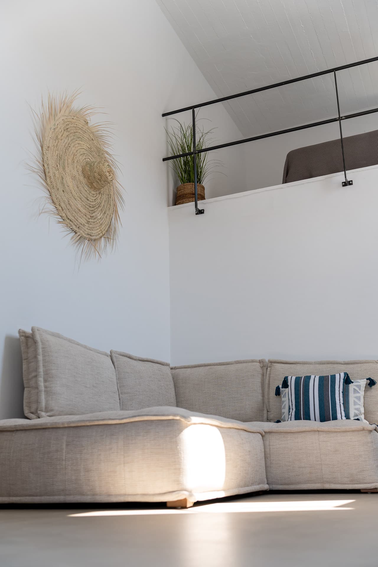 Oliaros_Superior_Maisonette-1
