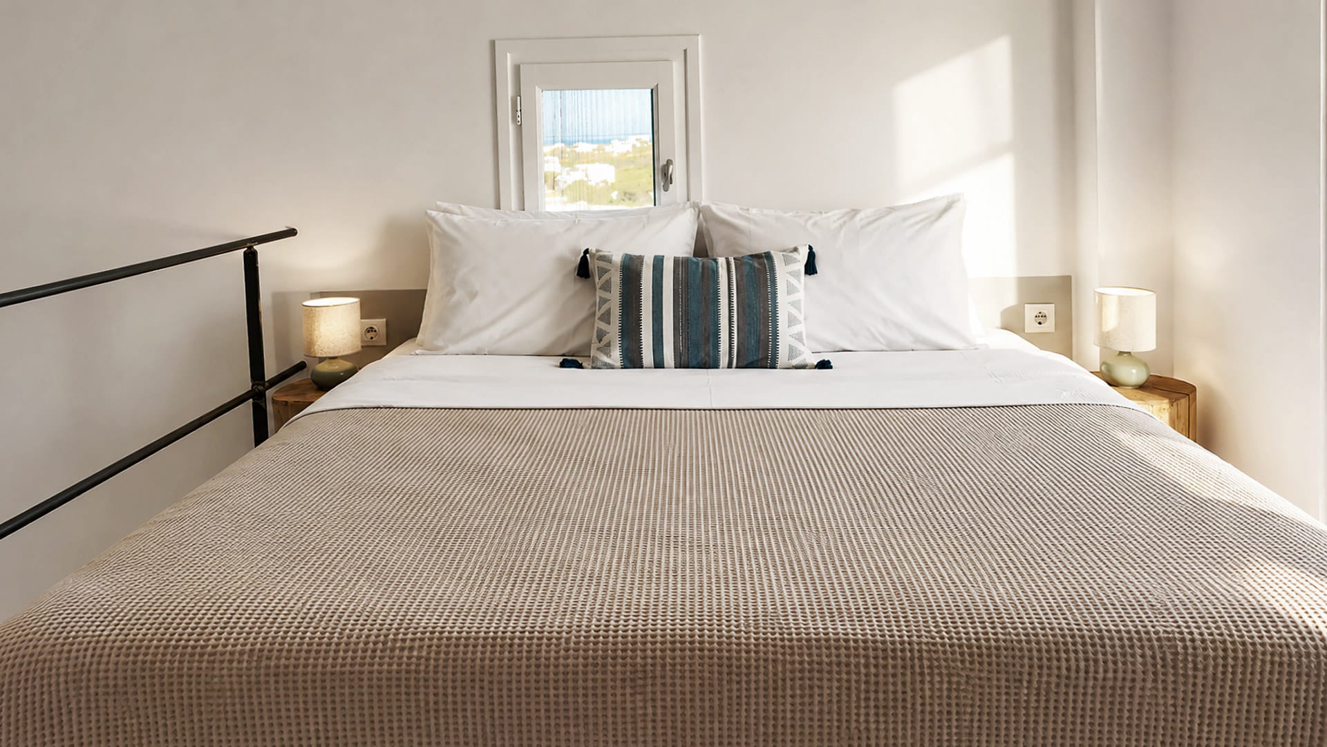 Oliaros_Superior_Maisonette-4