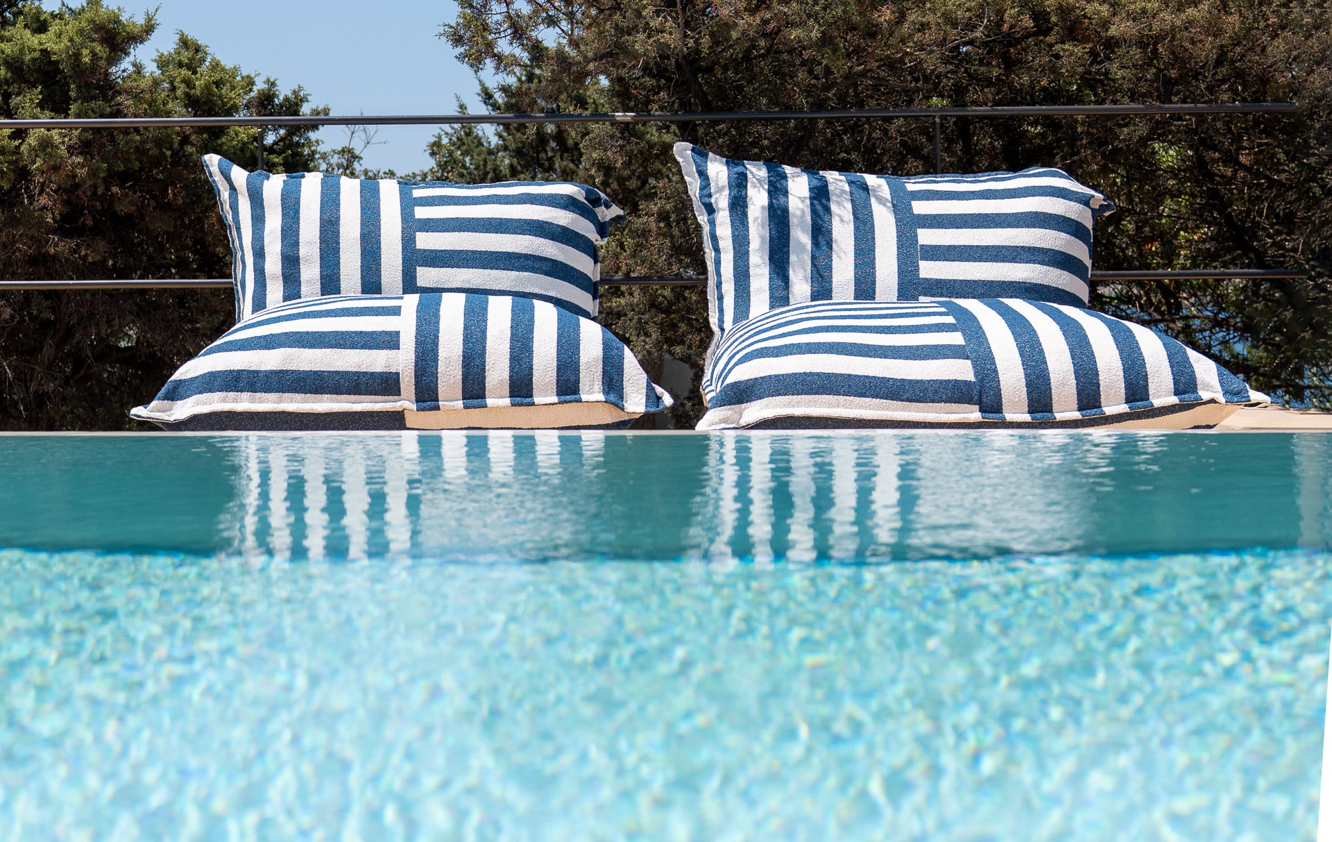 Oliaros_Swimming_Pool-13